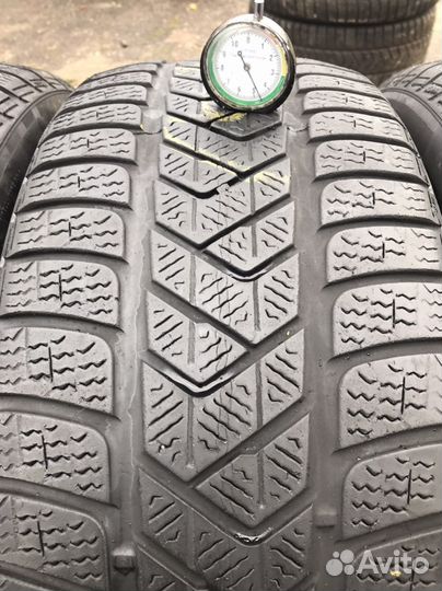 Pirelli Winter Sottozero 3 245/45 R19 V