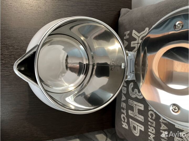 Чайник электрический новый