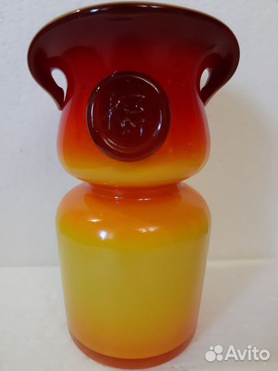 Ваза цветное стекло