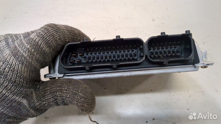 Блок управления двигателем Volkswagen Passat 5