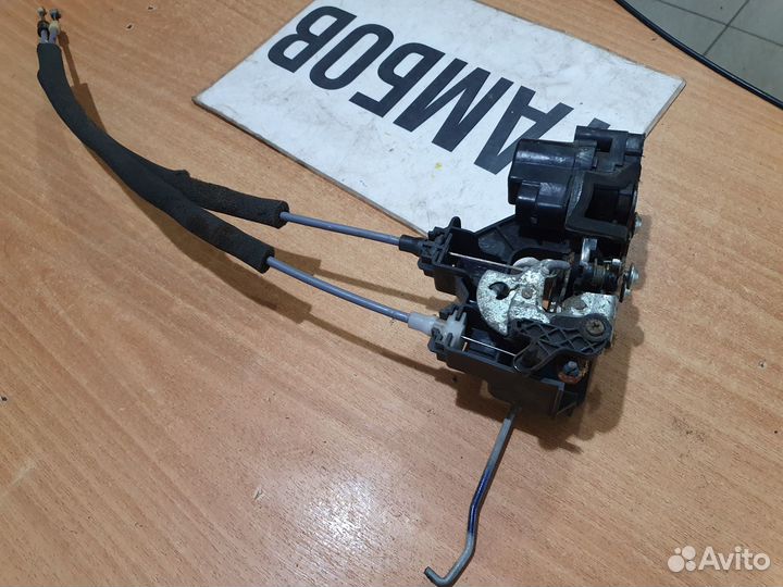 Задний правый замок Шевроле Эпика 2008 год