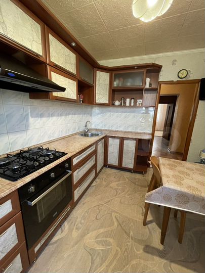 3-к. квартира, 61 м², 4/5 эт.