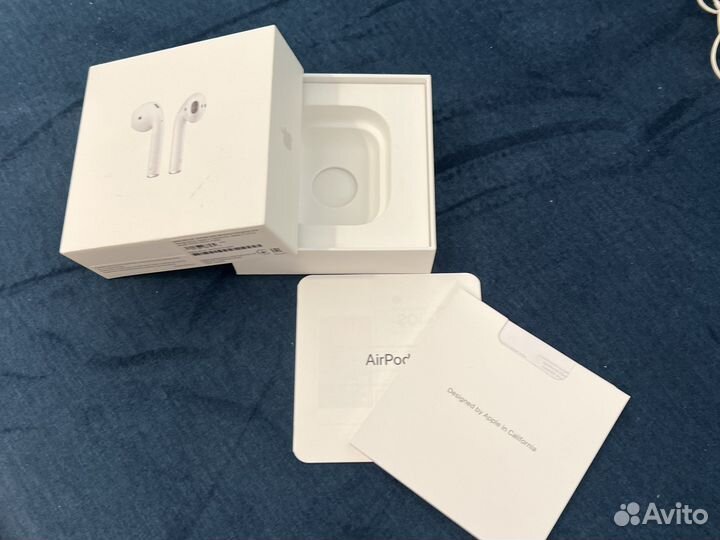 Apple AirPods