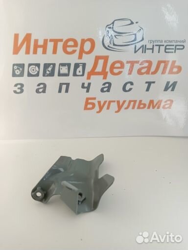 S18D5300780DY кронштейн фары пер. прав. S18 chery