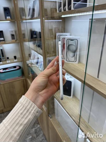 iPhone 8 Plus, 64 ГБ