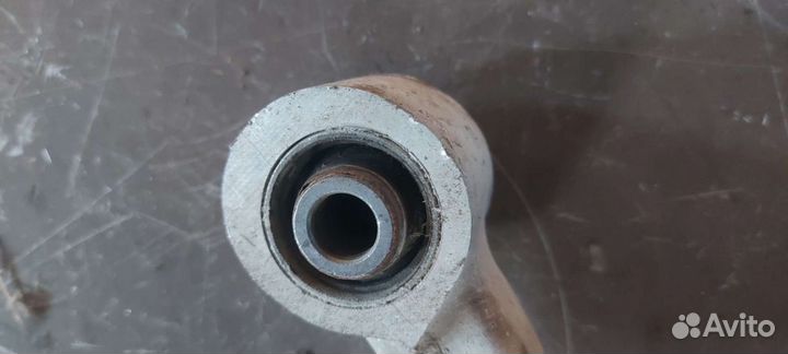 Рычаг задний левый верхний Nissan Murano