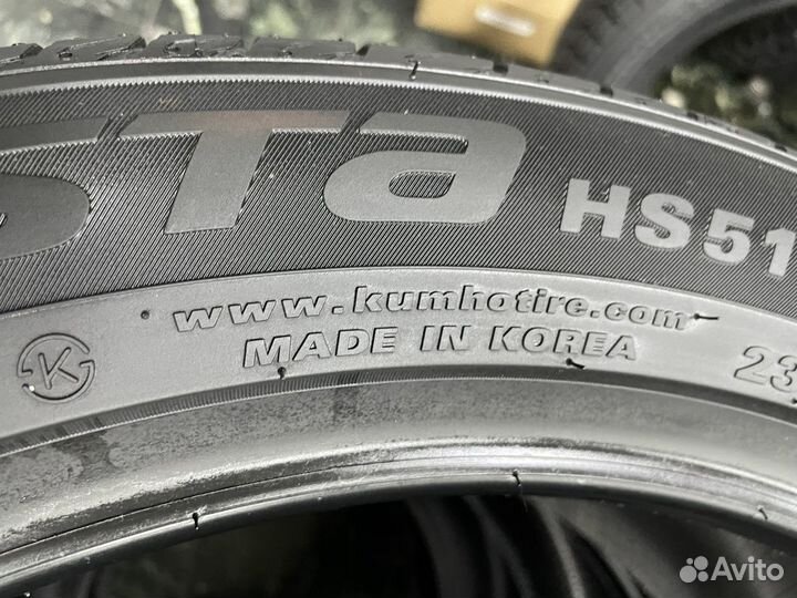 Kumho Ecsta HS51 235/45 R18 94V