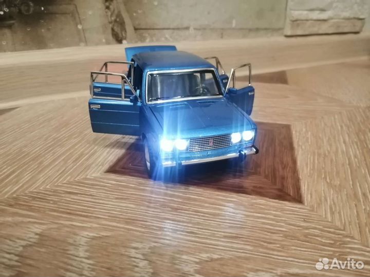 Металлическая машинка ваз 2106 шестерка