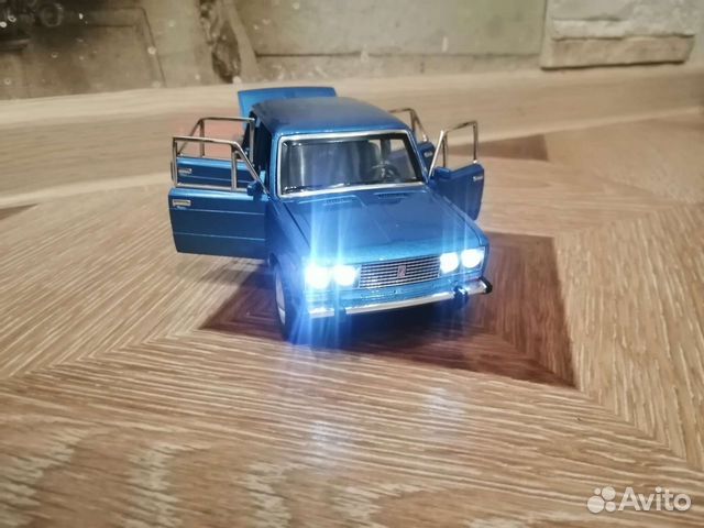 Металлическая машинка ваз 2106 шестерка