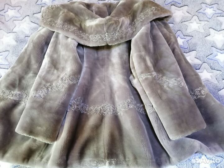 Шуба с капюшоном