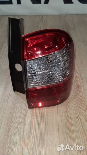 Фонарь задний Nissan terrano D10 Прав