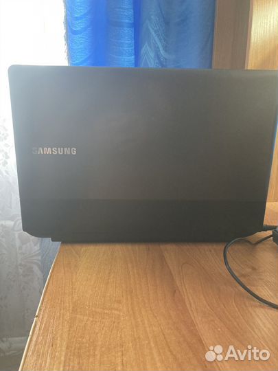 Samsung np300e5c