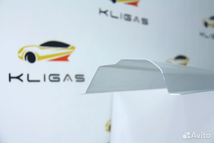 Кузовной порог Subaru Forester 1