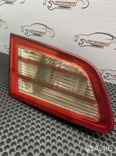 Задний левый фонарь Nissan Skyline V35