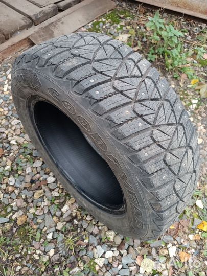 Goodyear Ultragrip 600 195/65 R15