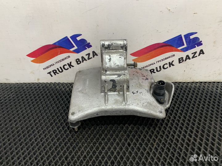 Кронштейн блока управления двигателем