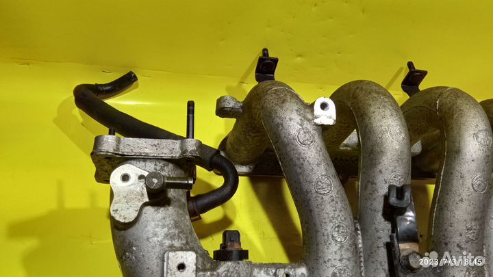 Коллектор впускной для Kia Rio 1