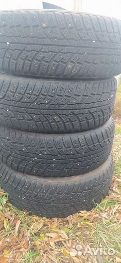 Kumho WinterCraft Ice Wi32 225/60 R17