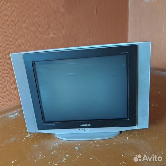 Телевизор samsung