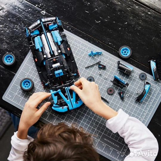 Конструктор lego Technic 42162 Bugatti