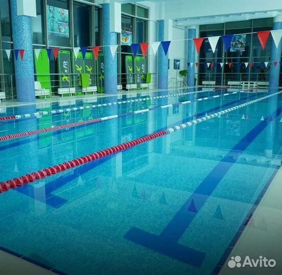 Абонемент в фитнес клуб с бассейном
