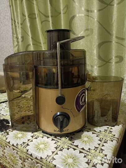 Соковыжималка шнековая новая