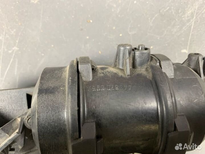 Клапан воздушный Audi 100 44