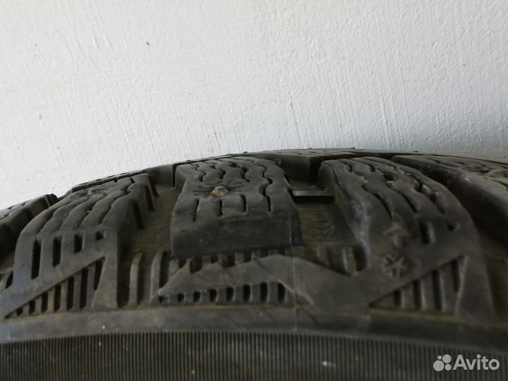 Michelin X-Ice North 4 205/60 R16