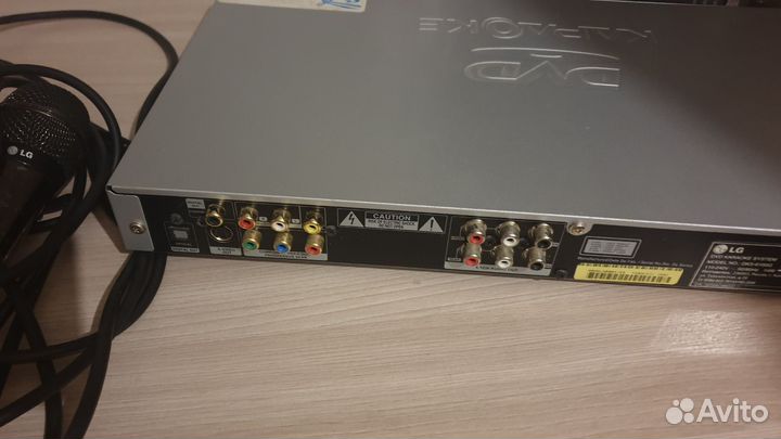 DVD плеер Lg dks 6100