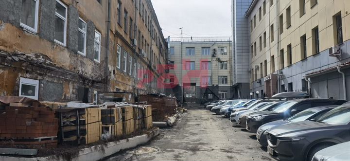 Продам здание 4456,8 кв.м