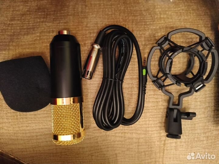 Микрофон BM-800 конденсаторный