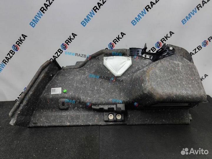 Обшивка отсека багажника левая BMW i5 G60 2024