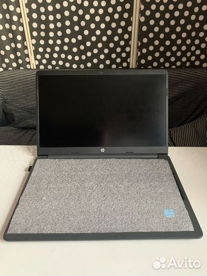 Ноутбук 15,6 дюймов. HP 15s-fq2020ur