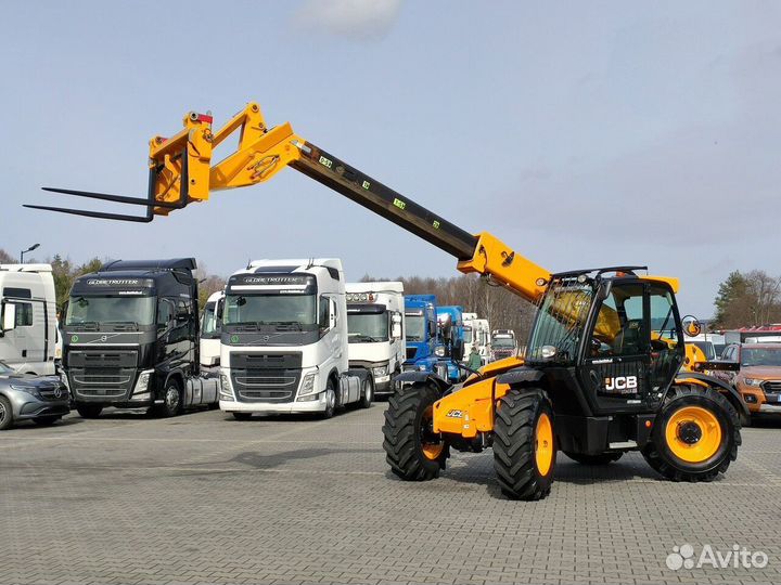 Телескопический погрузчик JCB 531-70, 2024