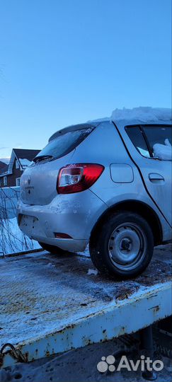 Заднее крыло четверть renault sandero 2