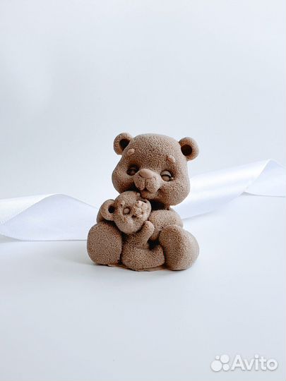 Подарочные наборы и фигруки из шоколада
