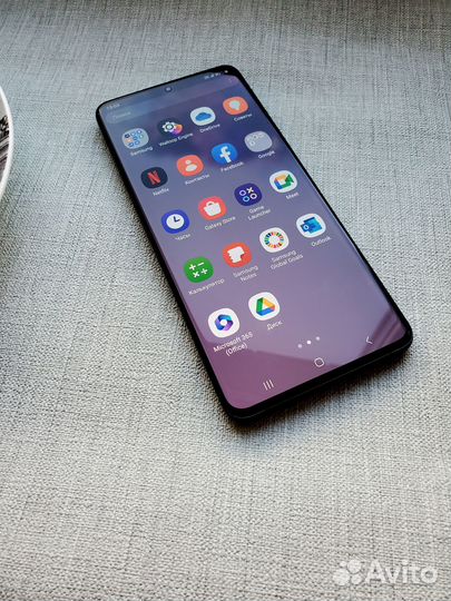 Samsung Galaxy S20+ 5G (Snapdragon 865), 12/128 ГБ