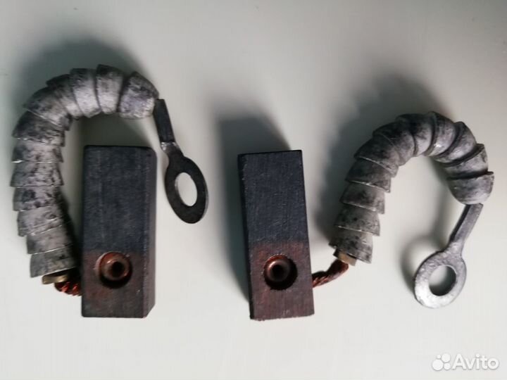 Щетки графитовые и меднографитовые