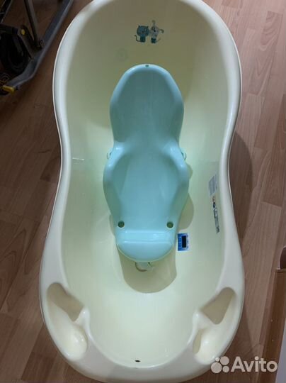 Ванночка для купания с термометром