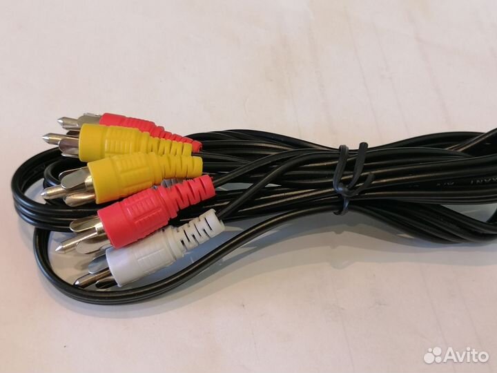 Шнур 3RCA-3RCA (тюльпаны) 5м