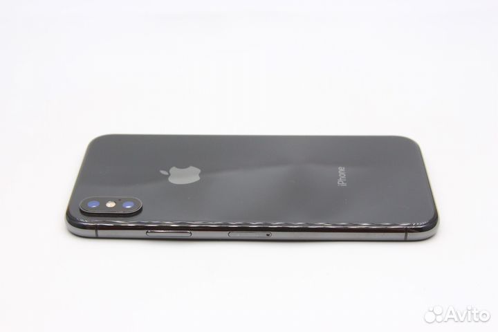 iPhone X, 64 ГБ