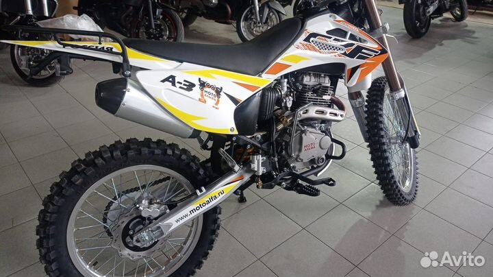Кроссовый эндуро мотоцикл