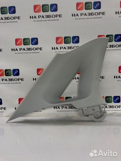 Накладка на стойку внутренняя задняя левая LADA