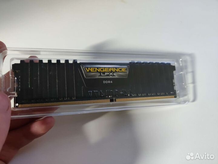 Corsair vengeance lpx 2666 2x8gb