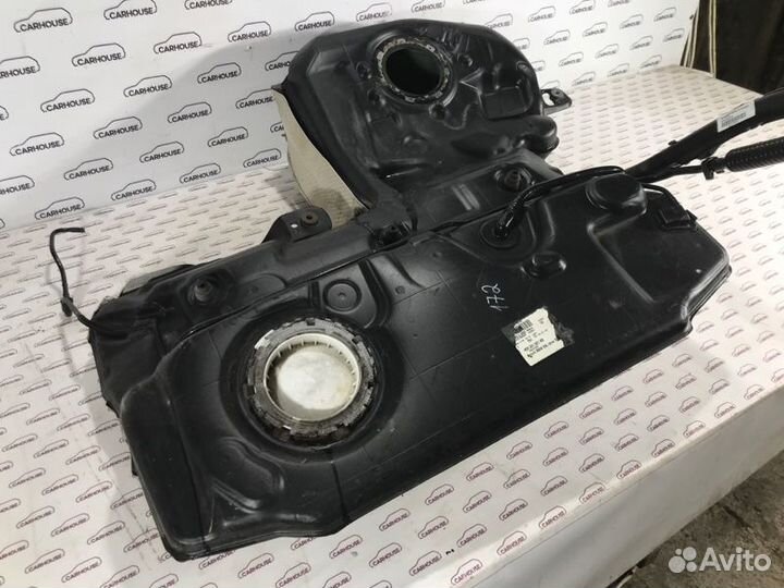 Топливный бак (бензобак) Audi A7 4G 3.0 CGW 2011