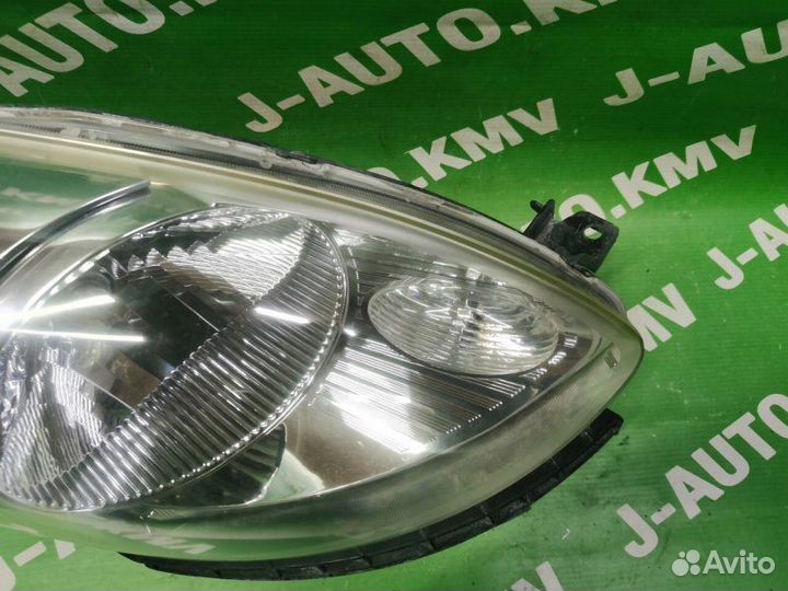 Фара передняя правая Honda Life 4