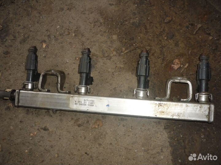 Топливная рампа с форсунками Форд мондео 3 1.8-2.0