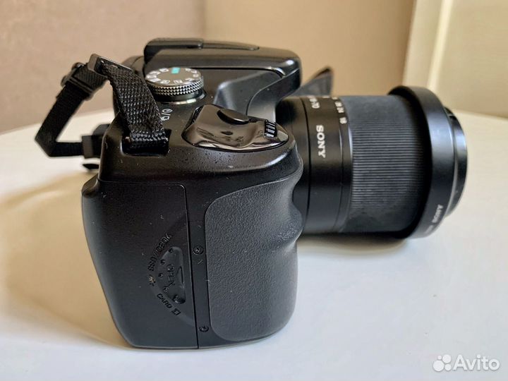 Зеркальный фотоаппарат Sony A100