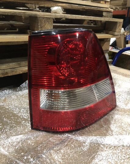 Фонарь задний левый Kia Sorento l 2002-2006