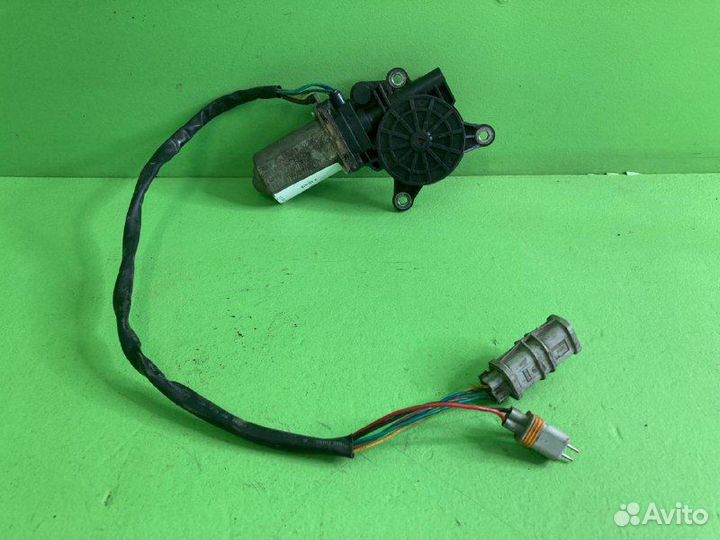 Электродвигатель стеклоподьемника MAN TGA